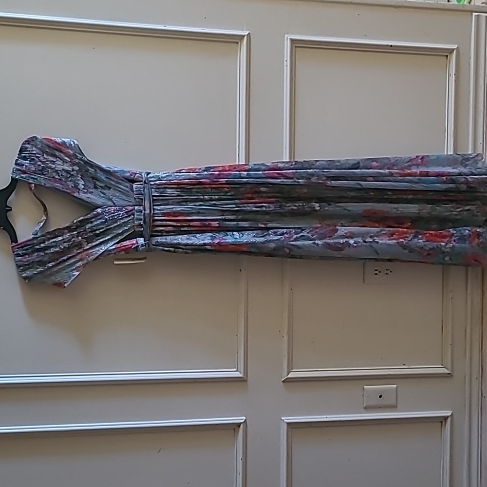 Eliza J V-neck Floral Shimmer Dress, Sz 2 - Picture 4 of 9